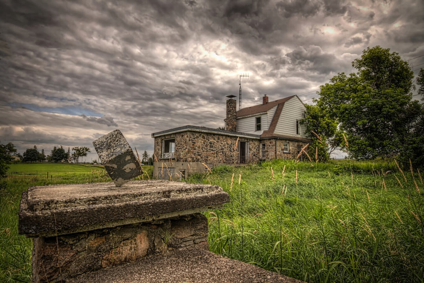 Equilibrium - abandoned farmhouse in Ontario, Canada