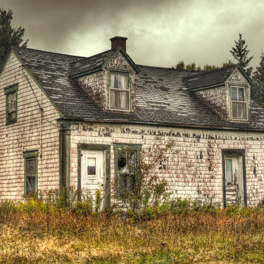 “Coastal Processes 3” - Abandoned farmhouse in Nova Scotia, Canada - Left Ahead Photography (leftahead.ca) Rurex | Urbex | Landscapes | Streets