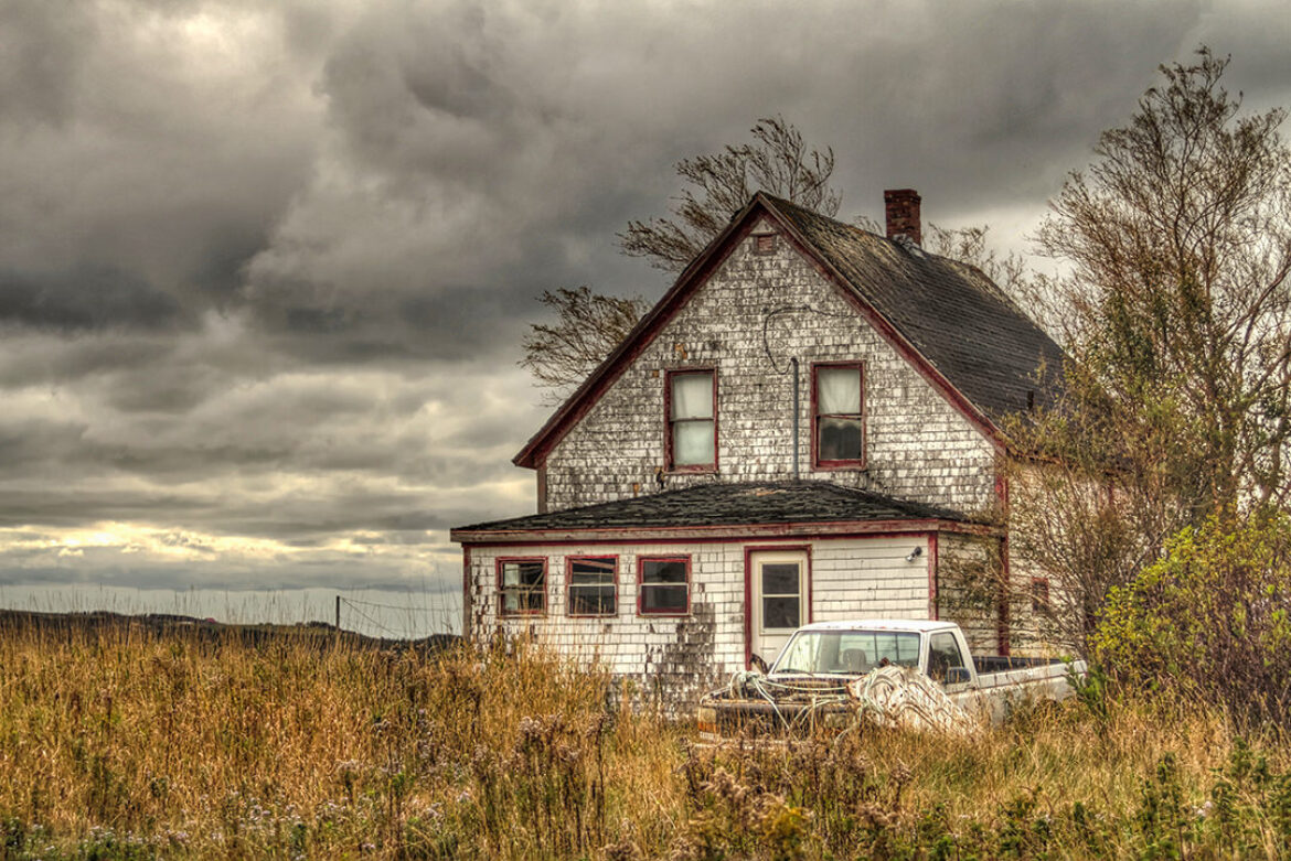 “Coastal Processes 2” - Abandoned farmhouse in Nova Scotia, Canada - Left Ahead Photography (leftahead.ca) Rurex | Urbex | Landscapes | Streets